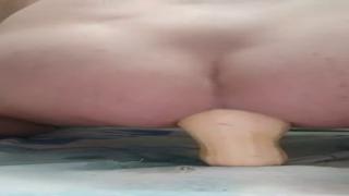 Twenty-minute amateur anal👌 assault featuring Anny's ass🍑 and asshole