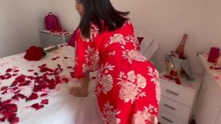 Sexy Mrs. Fucks Hard on Valentine's Day, Pure Italian Lust