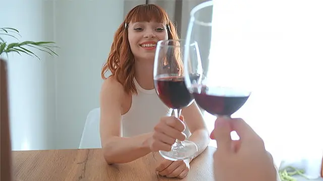 Teen girl′s first date evolves into a sensual modeling encounter