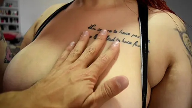 Personal Trainer Se Cuelan En Casa Mientras La Entrena Y La Cae