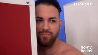 Dirty Whore Zaawaadi Fucks Huge Dick🍆 In Filthy Hotel Room