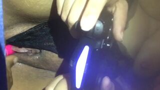 Sexy Thick RedboneBBW get her pussy toyed wile playing GTA