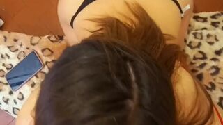 Mi hermanstra hermosa, viene a casa me hace sexo oral y mueve su culo hermoso. LATINA BIG ASS
