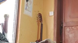 Guy just giving himself a good masturbation on his cock