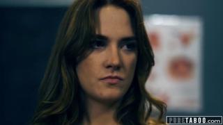 Quivering Queen Siri Dahl Craves Creepy Doc's Artificial Injection In Taboo S*x Clinic Scandal