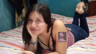 POV: Soy tu mejor amiga y me coges a cambio de un masaje