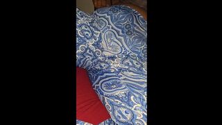 QUICK NUT ON MY NEXT DOOR NEIGHBORS COUCH AND BED COMPILATION