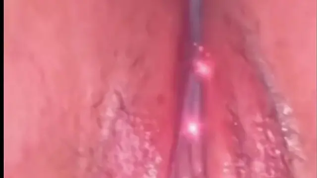 Light skin girlfriend pussy needs tongue ????