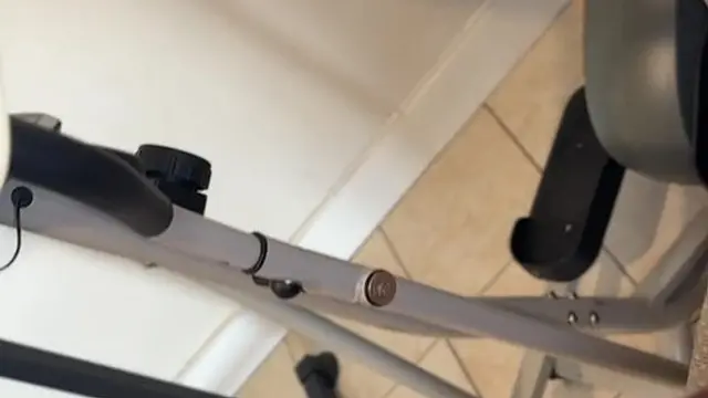 Morning Wood Porn Videos boyfriend fuck slutty girlfriend in  bar doggystyle