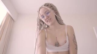 Cum on her glasses before college - Rhea Gingertail