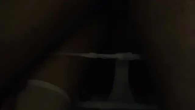 Ev sahibine kirayı ödemek için altına yatmayı teklif ettim