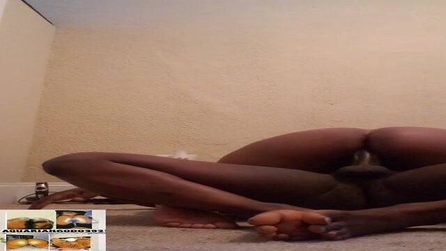 Amateur girlfriend rides and gets fucked hard on the floor