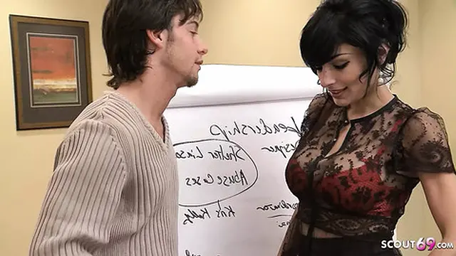 milf′s Gigantic Boobs Seduce Younger Lover′s Big Dick🌭 For Hot Mature Sex