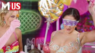 In this week's freak show, horny🥵 duo Sheena and Air get down and dirty!