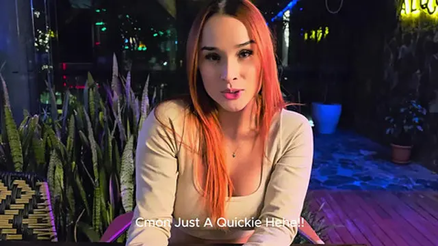 Colombian teen risks it all for public sex in a restaurant bathroom – Abella Olsen