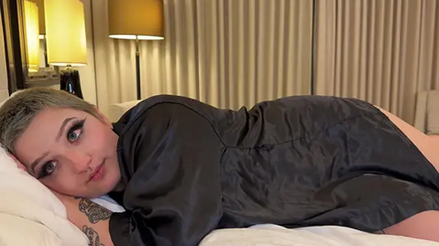 Spicy Vacation Bedtime With Thick Young girlfriend